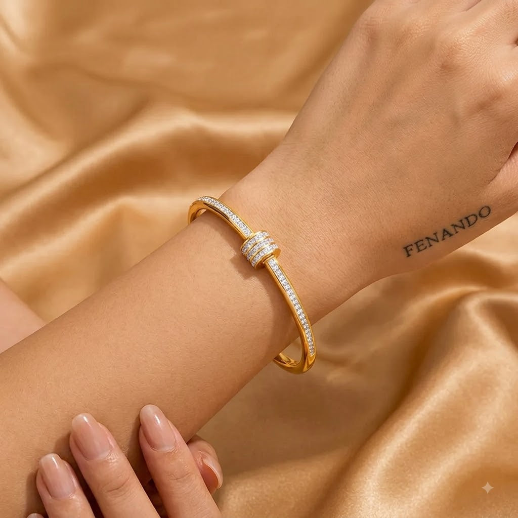 Bangle Armband met Zirkoon — Goudkleurig