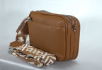 Trendy Triple Zip Crossbody Tas — Schoudertas met Brede Aztec Riem