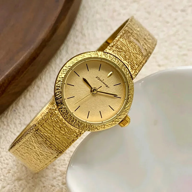 Chloé Vintage Sieradenhorloge — Goud met Mesh Band