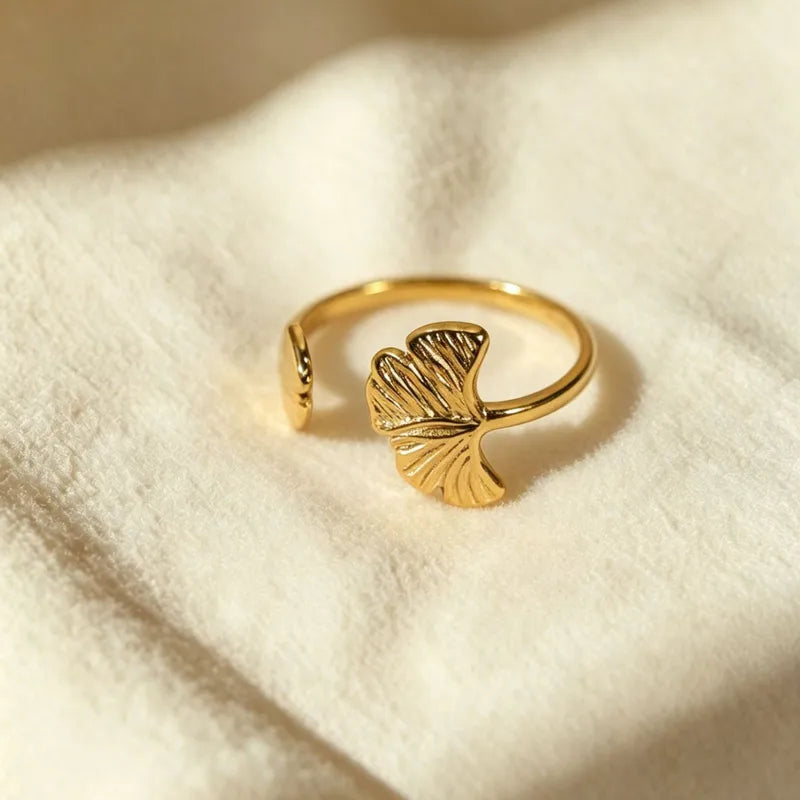 Ginkgo Blad Open Ring — Zilverkleurig