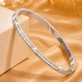 Bangle Armband met Vierkante Zirkoon — Goudkleurig